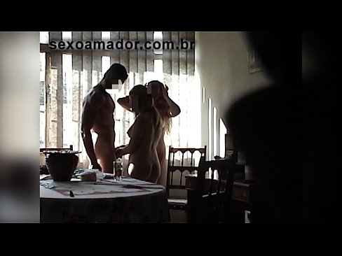 ❤️ Els amics sexuals conviden un home gegant i un trio amb ell ❤️ Vídeo porno a nosaltres ca.https-tubsexer.ru ﹏