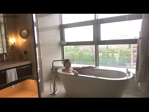 ❤️ Una nena tremenda masturbant-se apassionadament el cony al bany ❤️ Vídeo porno a nosaltres ca.https-tubsexer.ru ﹏