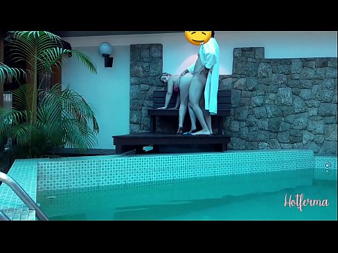 ❤️ El cap convida la criada a la piscina, però no va poder resistir-se a una calor ❤️ Vídeo porno a nosaltres ca.https-tubsexer.ru ﹏